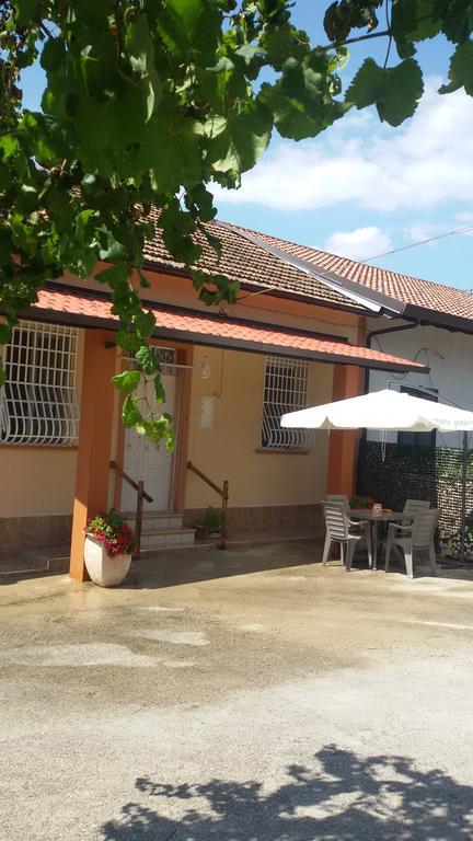 La Casa Dei Nonni Bed and Breakfast Campagna Esterno foto